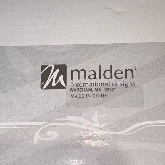 Malden White and Gold Picture Frame - Picture 2 of 5